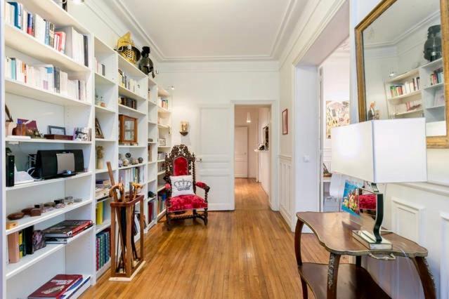 Charming Bedroom Paris Exterior photo